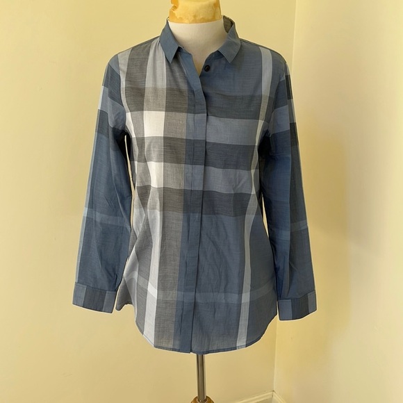 BURBERRY size S soft blue signature plaid classic front button shirt - Picture 1 of 11